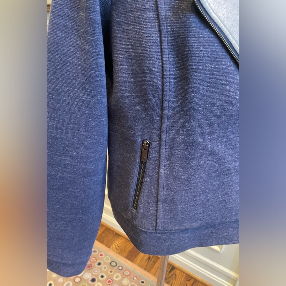 Lands End Navy and gray short jacket NWOT - Picture 2 of 9
